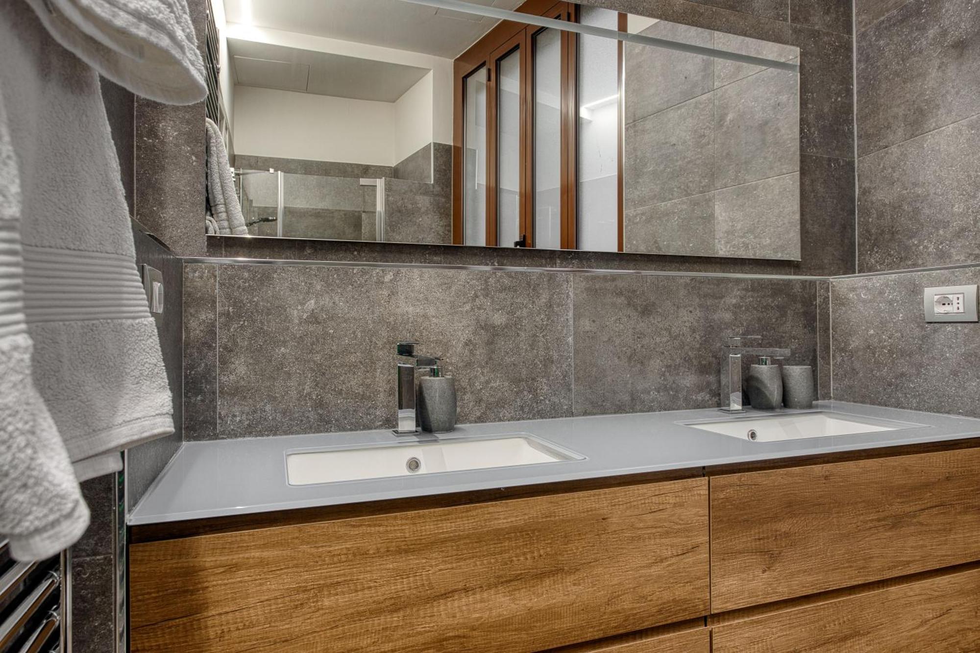 Navigli, 90 Square Meters, Free Parking Ripa Ticinese Apartment Milan Luaran gambar